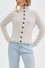 THE CABLE KNIT CARDIGAN OFF-WHITE