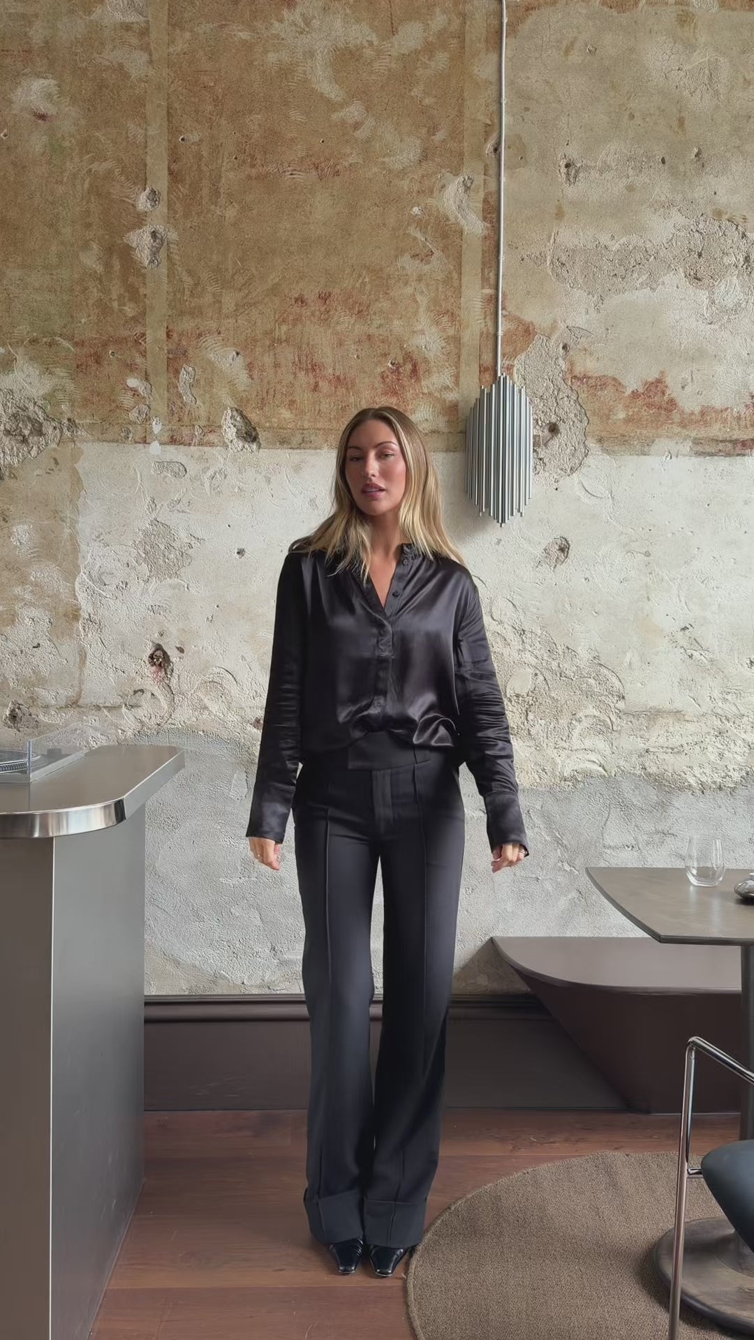 THE CORE SATIN TOP